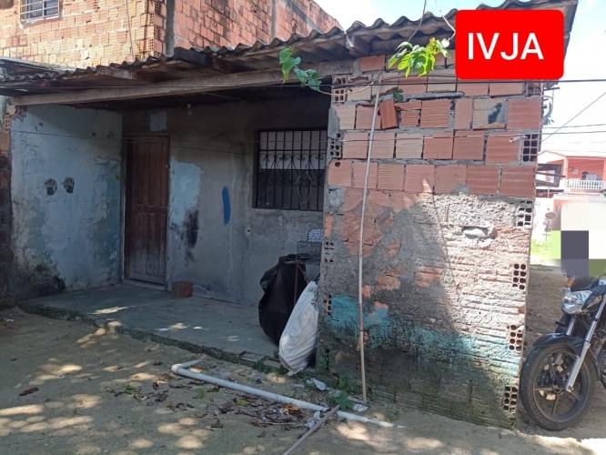 Casa 296m2T Vila Palete Bom Acesso Prox Col?gio Militar AvMaxTexeira 2Qtos SEstar SCopa WC AServ PatioGar(4V) Quintal 2Kitnes (Cada 4x7 Qto Sala WC AServ) Com IPTU-Classificados de Imóveis Venda Aluguel Compra Avaliação classificados de imóveis manaus aluguel imóvel classificados am