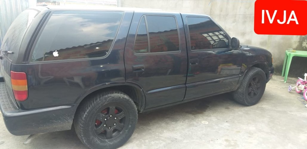 Chevrolet Blazer Dlx 2.2 Gasolina Ano 1997 4Portas Manual Ar Direcao Hidraulica Trava Vidro Eletrico 160000KmRodado Funcionando Documentacao Ok-Classificados de veículos Venda Aluguel Compra Avaliação classificados de veículos manaus aluguel veículo classificados am