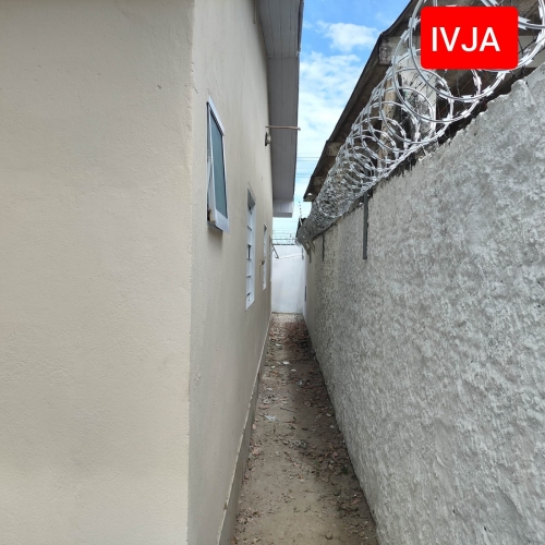 Casa238m2T CjCastBranco BoaLocalizProx MercadJapones 3QSuite S2Amb SCopa WC DeposQ AServ Churr 3VGar+ Quintal  PEletronico 2CamarasMI AlarmeMI Quintal VarC CConsertina  IncluiIPTU-Classificados de Imóveis Venda Aluguel Compra Avaliação classificados de imóveis manaus aluguel imóvel classificados am