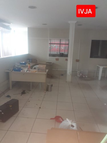 Ponto Comercial 180m2Construido  NoSegundo Piso Proximo Fundacao Bradesco Salao Climatizado Sala Recepcao Cozinha WC Inclue IPTU Paga Agua Luz Compartilhada.-Classificados de Imóveis Venda Aluguel Compra Avaliação classificados de imóveis manaus aluguel imóvel classificados am