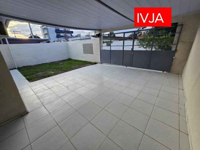 Casa200m2T CjCamposEliseos  ProxAcadTopLife 3QSts SalaEC AServ Quint Var WC Depos Chur Pisc CCEleMI CAlarmMI 2CamMI Mob(ArGelFogExaMCadArmVenMLav)  PElet Gar+ CarVeiEle InclueIPTU-Classificados de Imóveis Venda Aluguel Compra Avaliação classificados de imóveis manaus aluguel imóvel classificados am