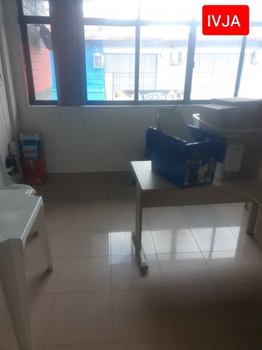 Ponto Comercial 180m2Construido  NoSegundo Piso Proximo Fundacao Bradesco Salao Climatizado Sala Recepcao Cozinha WC Inclue IPTU Paga Agua Luz Compartilhada.-Classificados de Imóveis Venda Aluguel Compra Avaliação classificados de imóveis manaus aluguel imóvel classificados am