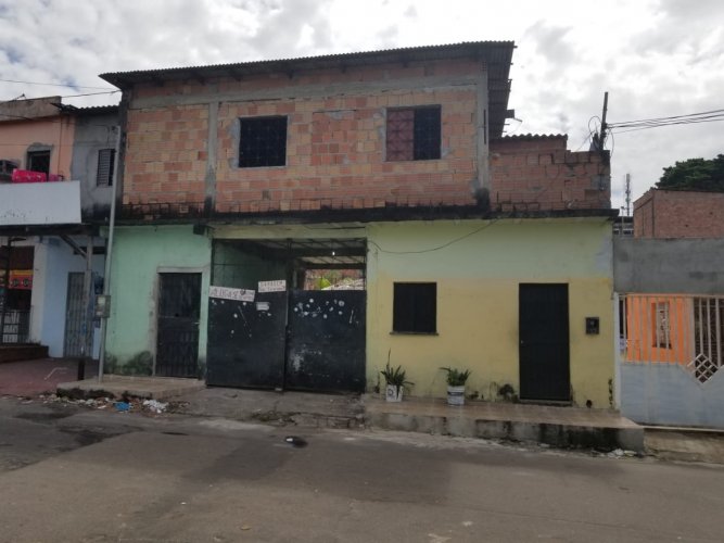 Vila 200m2T Residencial Comercial Proximo Comercio. 1Casa (4Quarto Sala2A SalaCopa WC AServico 2VGar) 3Kitnet (1EmConstrucao) 1PontoComercial. Aceita Carro (PartePgto).-Classificados de Imóveis Venda Aluguel Compra Avaliação classificados de imóveis manaus aluguel imóvel classificados am