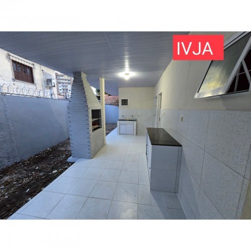 Casa238m2T CjCasteloBranco BoaMoradiaLocal ProxMercJaponez 3QSuites Sala3Amb AServ Var DEmpr WC Gar3Vag+ CConsertina AlarmeMI 2CamaraMI 2LampSolarE Churr InclueIPTU-Classificados de Imóveis Venda Aluguel Compra Avaliação classificados de imóveis manaus aluguel imóvel classificados am