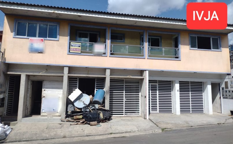 CasaDuplex 450m2T CamposSales BomAcesso Moradia ProxAvPrincipal BemolTorquato  2Aptos
PisoSup 4Aptos PisoInf SComercial AServ Var 4VGarC Quint(67m2) Documentado VendeParte230Mil.-Classificados de Imóveis Venda Aluguel Compra Avaliação classificados de imóveis manaus aluguel imóvel classificados am