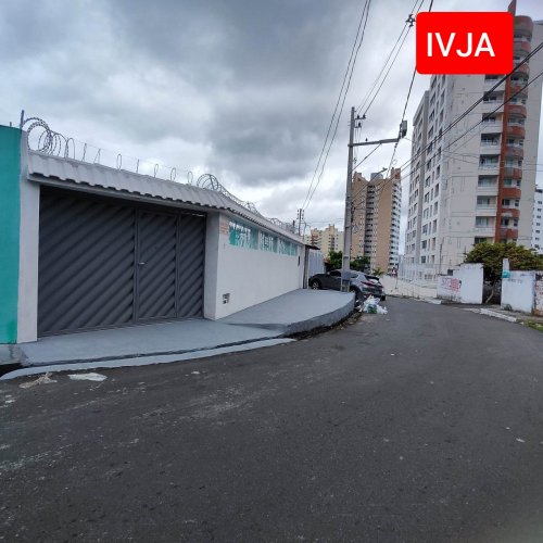 Casa238m2T CjCasteloBranco Boa Moradia Local Prox BancoBrasil 3Qtos(1Ste) SEstar2A SCopaArm WC AServ 3VGar Var Quintal PElet CConsEleMI 2CamMI 2LampESolar CAlarmeMI Incluso IPTU.-Classificados de Imóveis Venda Aluguel Compra Avaliação classificados de imóveis manaus aluguel imóvel classificados am