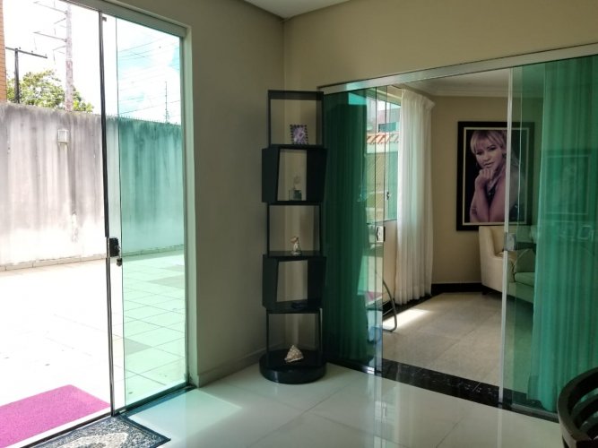 Casa 500m2T Mansao noVieiralves Boa Moradia Acesso Seguranca 6Qto (2Clos3Ste) SEstar2A SJantar SCopa WC Disp AServ Var SJogo SMusica 8VGar Alugar7000.-Classificados de Imóveis Venda Aluguel Compra Avaliação classificados de imóveis manaus aluguel imóvel classificados am