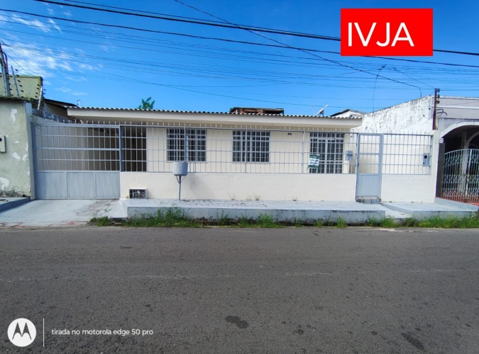 Casa238m2T CjCasteloBranco Boa Moradia Local Proximo RuaDoComercio 4Qto(1Ste3SemiS) S2Amb SCopa AServ VarC Armarios 3VGar+ 3WC CEletMI 2CamMI PElet 2LampSE CAlarmeMI InclusoIPTU.-Classificados de Imóveis Venda Aluguel Compra Avaliação classificados de imóveis manaus aluguel imóvel classificados am