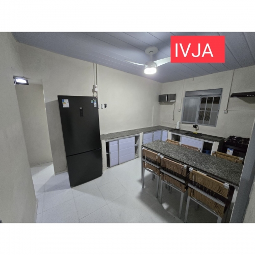 Casa200m2T CJCEliseos BoaMoradiaLocal ProxCadTopLife 3QSuite 3SalaCES 3VGar(+) Chur Pisc Depos CCarEletr Quintal Mobilia CAlarmeMI PEletrMI CEletMI 2CamaraMI 2LSolarE InclueIPTU-Classificados de Imóveis Venda Aluguel Compra Avaliação classificados de imóveis manaus aluguel imóvel classificados am
