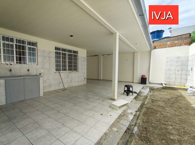 Casa238m2T Boa Moradia Local Prox RuaDoComecio 4Qto(1Ste3SemiS) SEstar SCopa AServ VarC 3VGar+ 3WC CElet 2CamMI PElet CAlarmeMI InclusoIPTU.-Classificados de Imóveis Venda Aluguel Compra Avaliação classificados de imóveis manaus aluguel imóvel classificados am