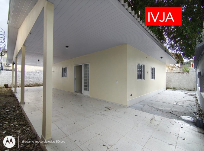 Casa238m2T CjCastBranco BomLocalProx MercadJapones 3QSte S2Amb SCopa WC DeposQ AServ Churr 3VGar+ Quintal  PEletron 2CamarasMI AlarmeMI Quintal VarC CConsert 2LampES IncluiIPTU-Classificados de Imóveis Venda Aluguel Compra Avaliação classificados de imóveis manaus aluguel imóvel classificados am
