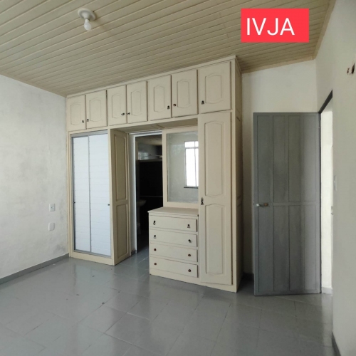Casa238m2T CjCasteloBranco BoaMoradia Comercial 4Qtos(2Sts) S2Ambiente SCopa AServ Quintal Var 3VGar 2PSolarLE CAlarmeMI 2CamaraMI CEletrica PEletron Armarios InclusoIPTU.-Classificados de Imóveis Venda Aluguel Compra Avaliação classificados de imóveis manaus aluguel imóvel classificados am