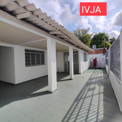 Casa238m2T CjCasteloBranco BoaMoradia Comercial 4Qtos(2Sts) S2Ambiente SCopa AServ Quintal Var 3VGar 2PSolarLE CAlarmeMI 2CamaraMI CEletrica PEletron Armarios InclusoIPTU.-Classificados de Imóveis Venda Aluguel Compra Avaliação classificados de imóveis manaus aluguel imóvel classificados am