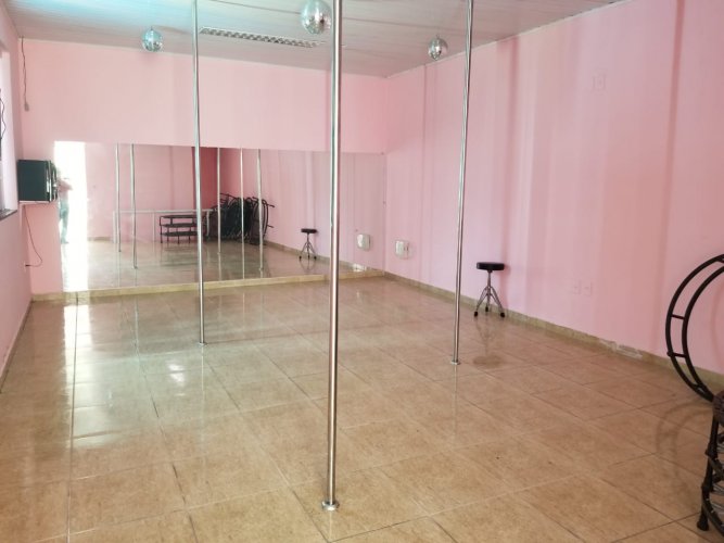 Academia 500m2T Completa noVieiralves Com Recepcao Salao (ApGinastica) Sala (PoleDance) 4Sala (Avaliacao Hidromasaagem) Piscina Vestuario Porteira Fechada. -Classificados de Imóveis Venda Aluguel Compra Avaliação classificados de imóveis manaus aluguel imóvel classificados am