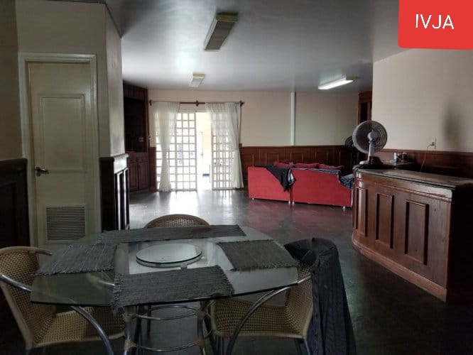 Casa 1350m2T Mansao2Frente Residencial Comercial PLaranjeiras 5StesClos Sal(4A) SCopa SalaoFesta Disp 4WC Porao ASer Poco 21VGar Arm Pisc Chur CasCaseiro. Parcela Troca Alugar10Mil-Classificados de Imóveis Venda Aluguel Compra Avaliação classificados de imóveis manaus aluguel imóvel classificados am