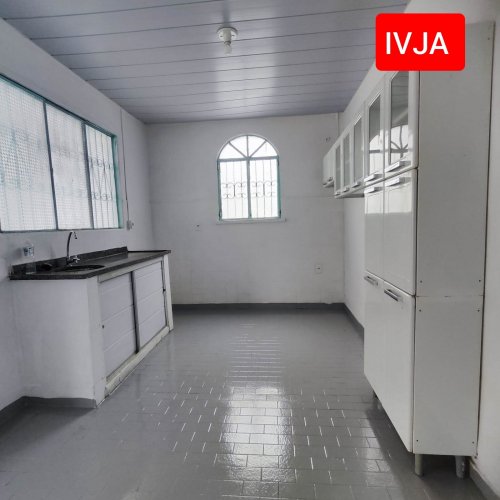Casa238m2T CjCasteloBranco Boa Moradia Local Prox BancoBrasil 3Qtos(1Ste) SEstar2A SCopaArm WC AServ 3VGar Var Quintal PElet CConsEleMI 2CamMI 2LampESolar CAlarmeMI Incluso IPTU.-Classificados de Imóveis Venda Aluguel Compra Avaliação classificados de imóveis manaus aluguel imóvel classificados am