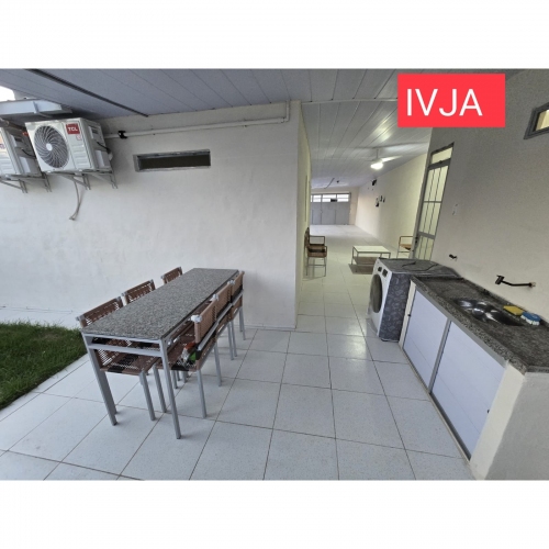 Casa200m2T CJCEliseos BoaMoradiaLocal ProxCadTopLife 3QSuite 3SalaCES 3VGar(+) Chur Pisc Depos CCarEletr Quintal Mobilia CAlarmeMI PEletrMI CEletMI 2CamaraMI 2LSolarE InclueIPTU-Classificados de Imóveis Venda Aluguel Compra Avaliação classificados de imóveis manaus aluguel imóvel classificados am